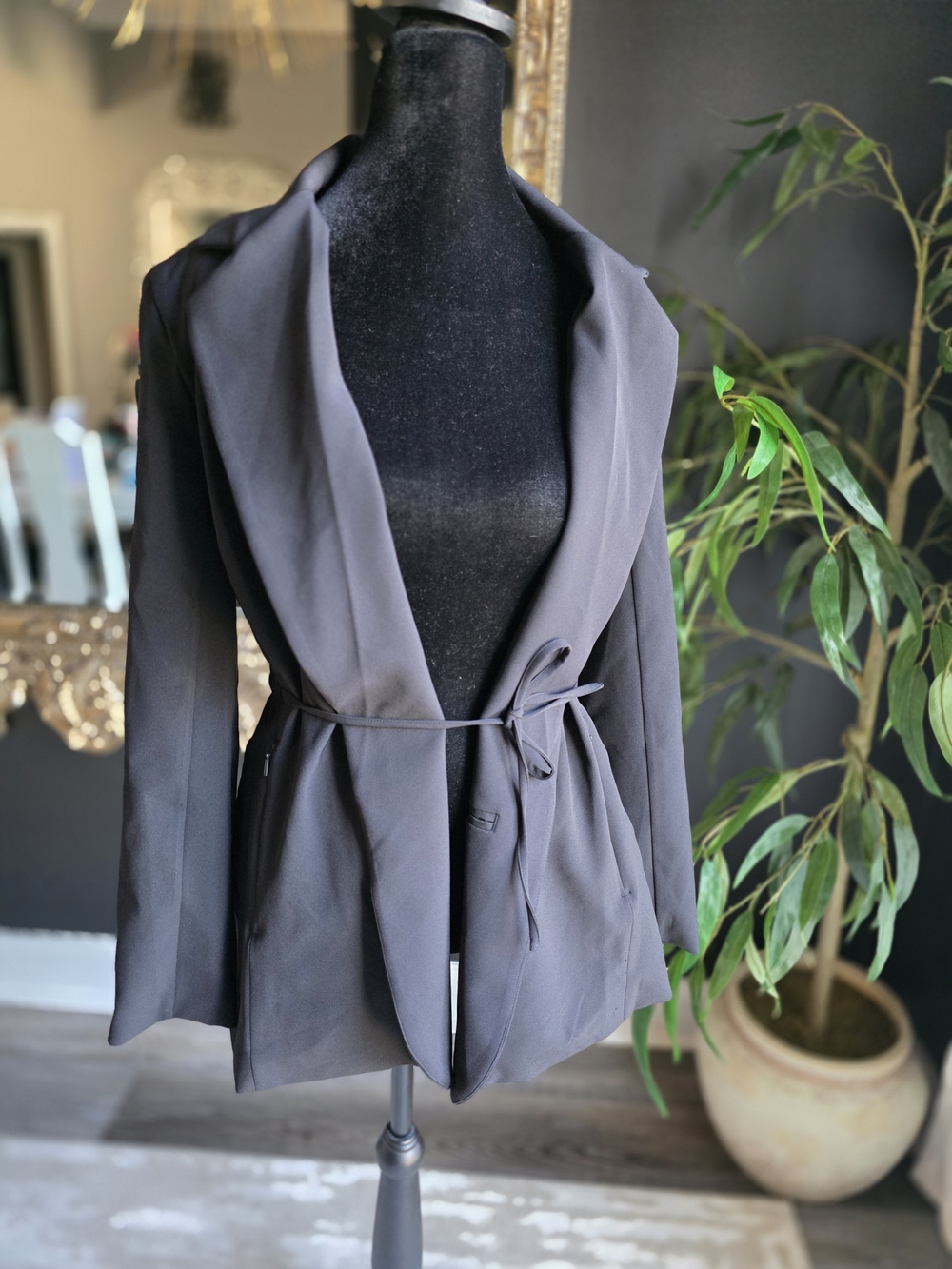 Athleta Black Shawl Collar Tie-Waist Blazer Size 6 New Without Tags